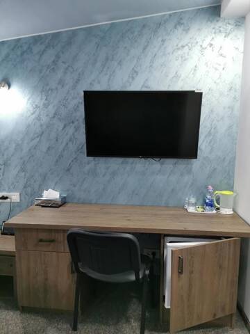 Фото номера Роскошный трехместный номер Гостевой дом DNT HOUSE &amp; Spa г. Cârcea 4